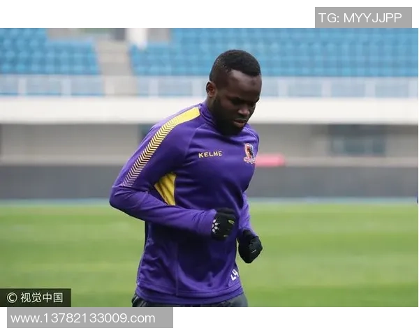 足球明星蒂奥特的传奇人生与场上风采全解析